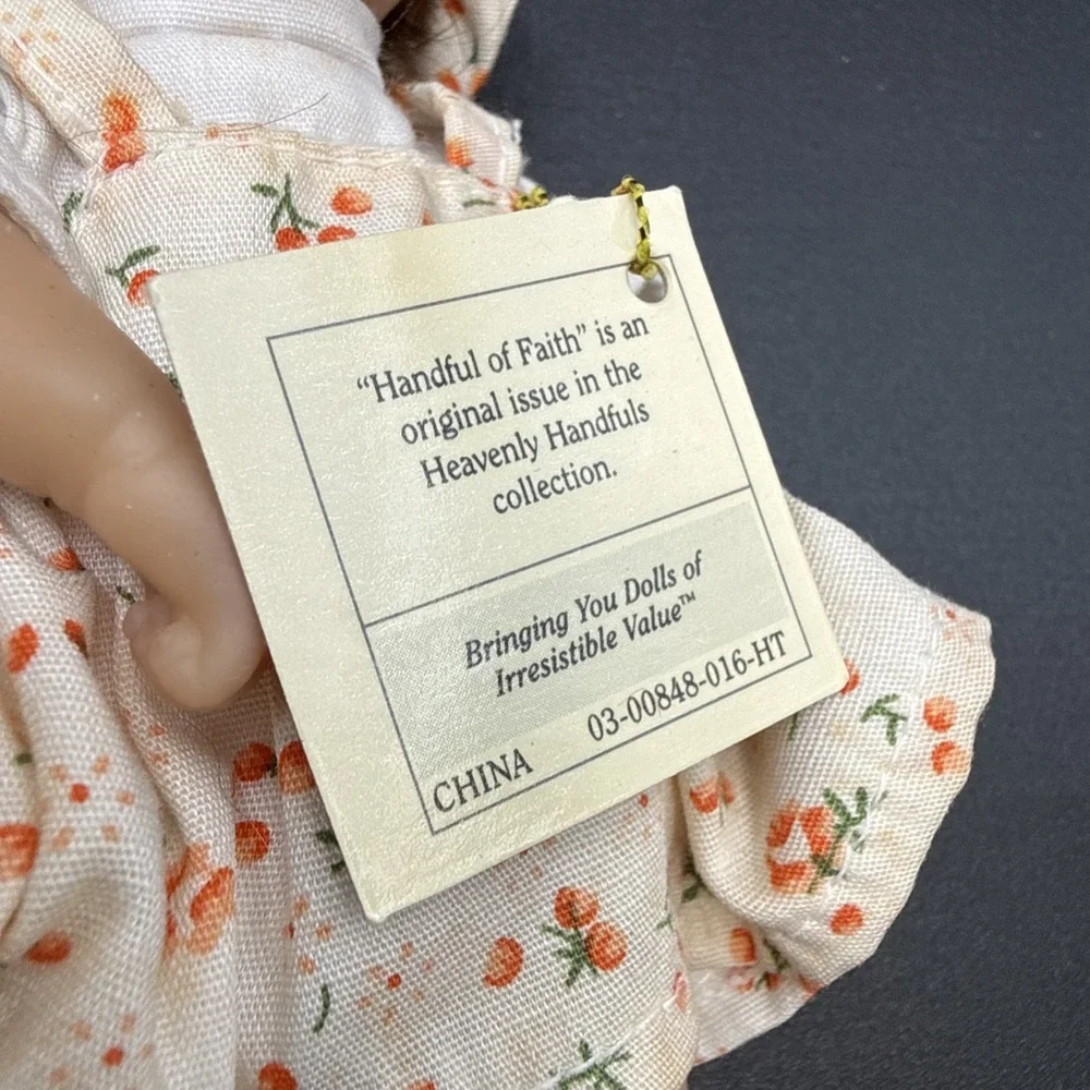 Ashton Drake - Handful of Faith Baby Doll - Heavenly Handfuls Collection‎